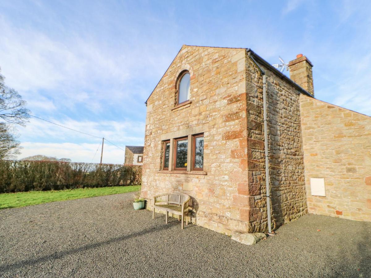 Hadrian'S View Villa Brampton  Exterior photo